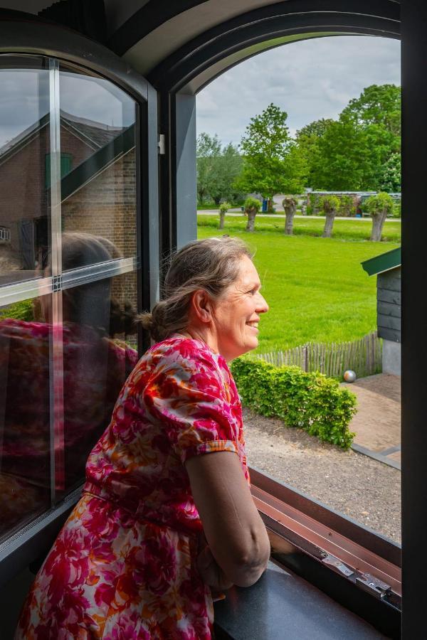 Vrijstaand huisje, dichtbij Kinderdijk Oud-Alblas Buitenkant foto